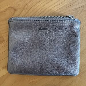 BAGGU Shimmering Silver Pouch